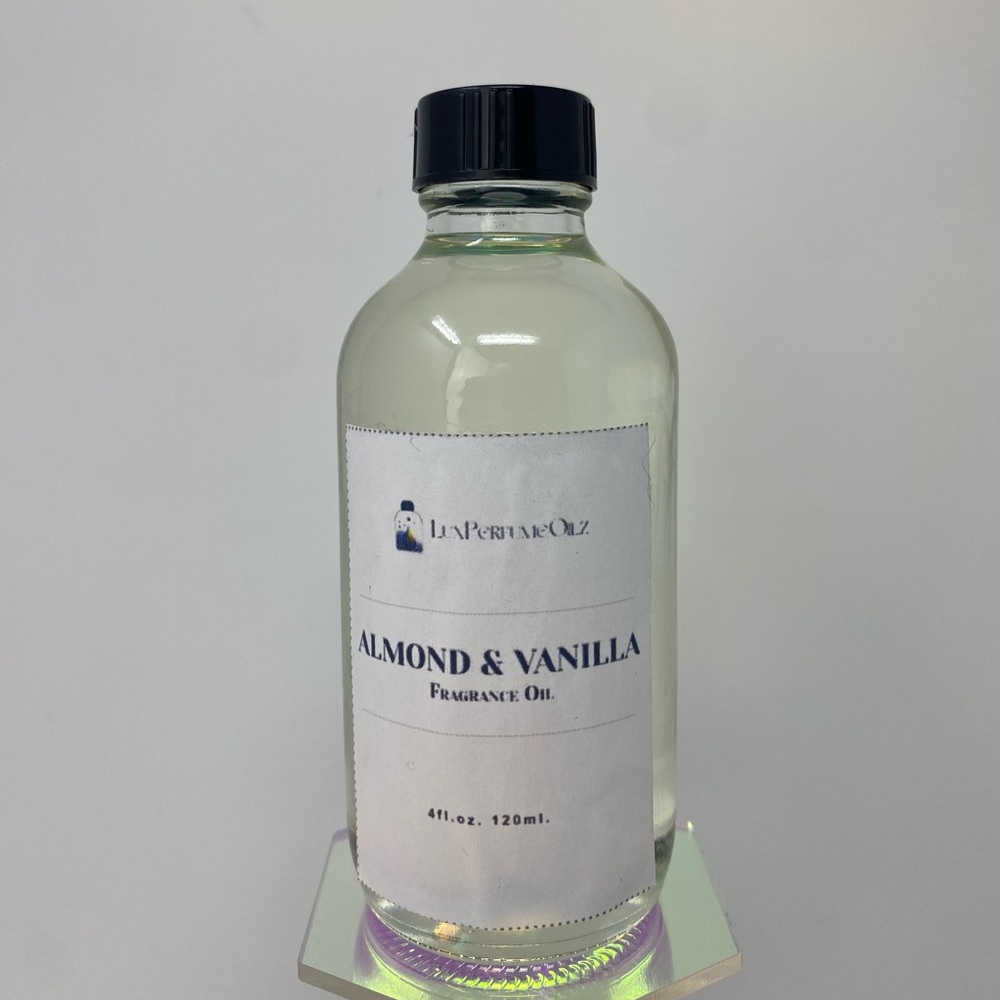 Almond & Vanilla Fragrance Oil, Natural Scent Blend - 4 Oz. (120 ML)